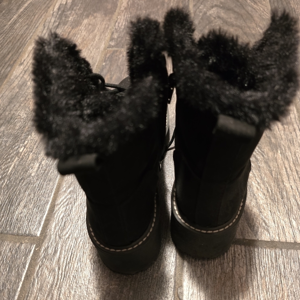 Madden Girl Black Faux Fur Boots Size 8 - Picture 2 of 8